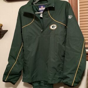 REEBOK NFL LICENSED GREEN BAY PACKER Dark Green Windbreaker with Yellow Trim
